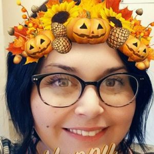 Meet your Posher, Leah