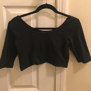 3/4 sleeve black crop top