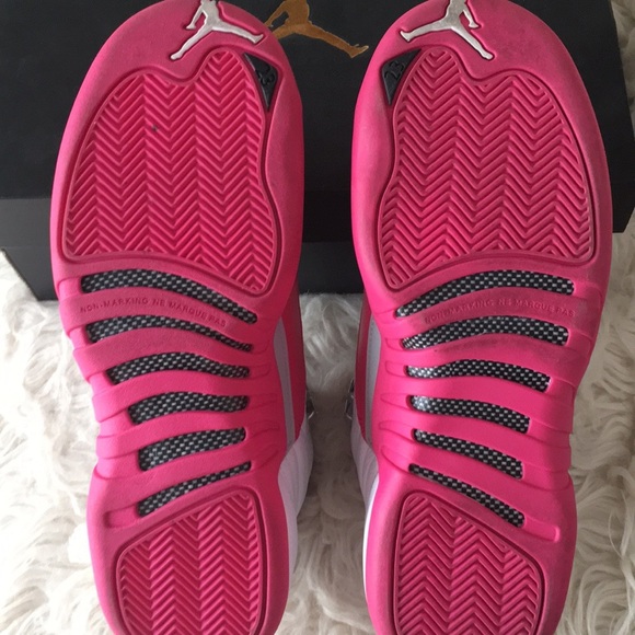 Retro air Jordan 12 "VALENTINES DAY" - Picture 4 of 5