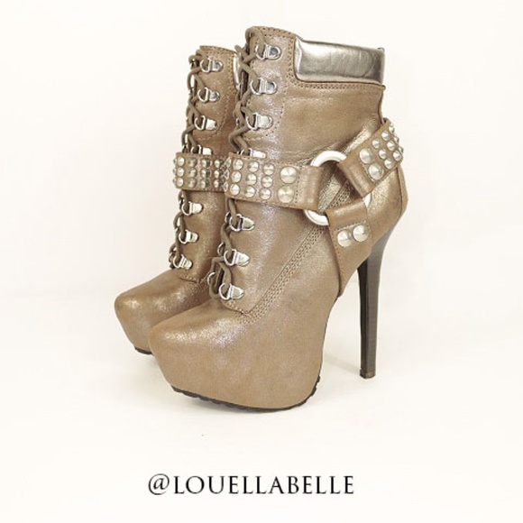 Dollhouse Vanquish Harness Boot Size 6.5 NWOT - Picture 4 of 6