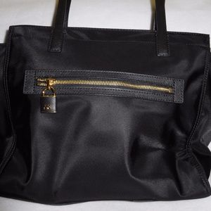 Michael Kors Janie Large EW Black Tote
