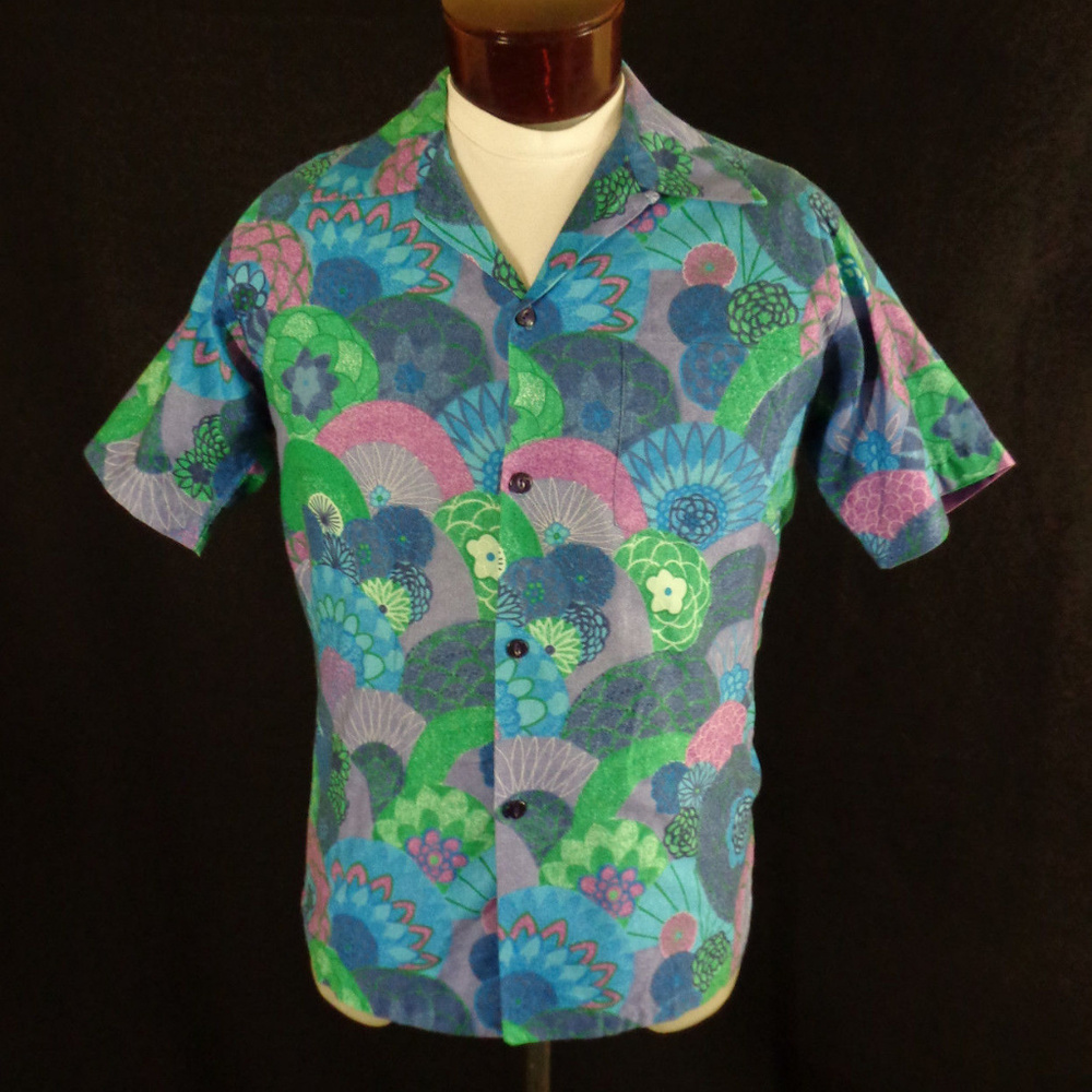 *Sold* Vintage Beyond The Reef Hawaiian Shirt