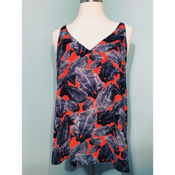 Top Shop Palm print double strap V-Front cami tank - Picture 4 of 6