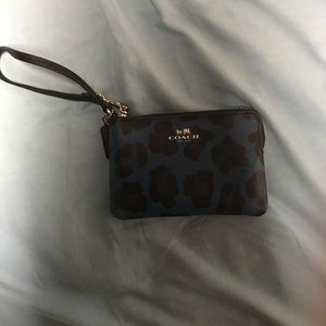 Wristlet