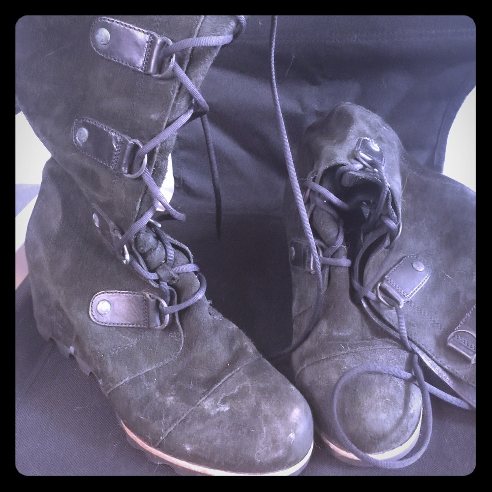 Sorel knee high boots size 10