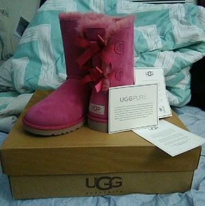 Pink Bailey Bow Uggs