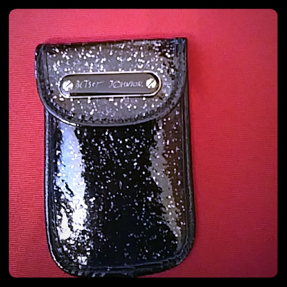 Betsey Johnson cell phone case