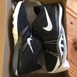 Women’s Nike Free TR 6