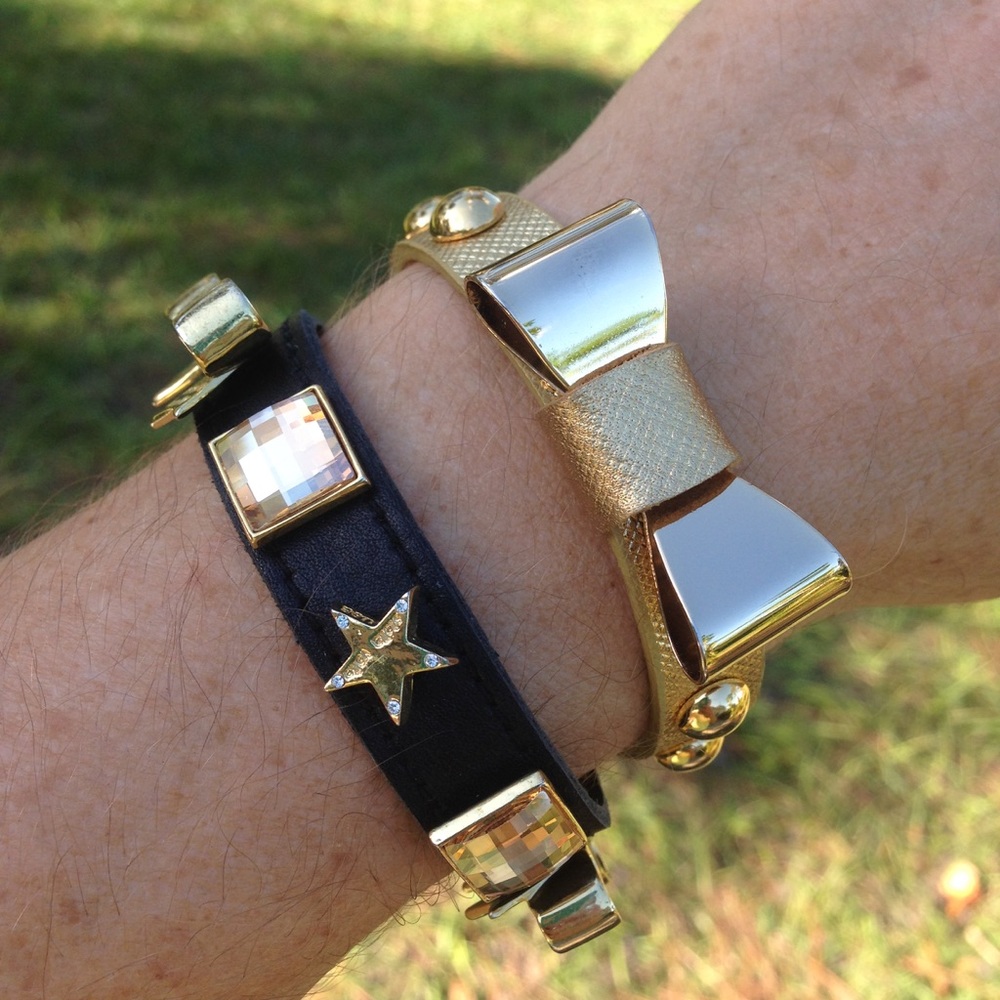 2 leather bow bracelets, Stella Valle black & gold