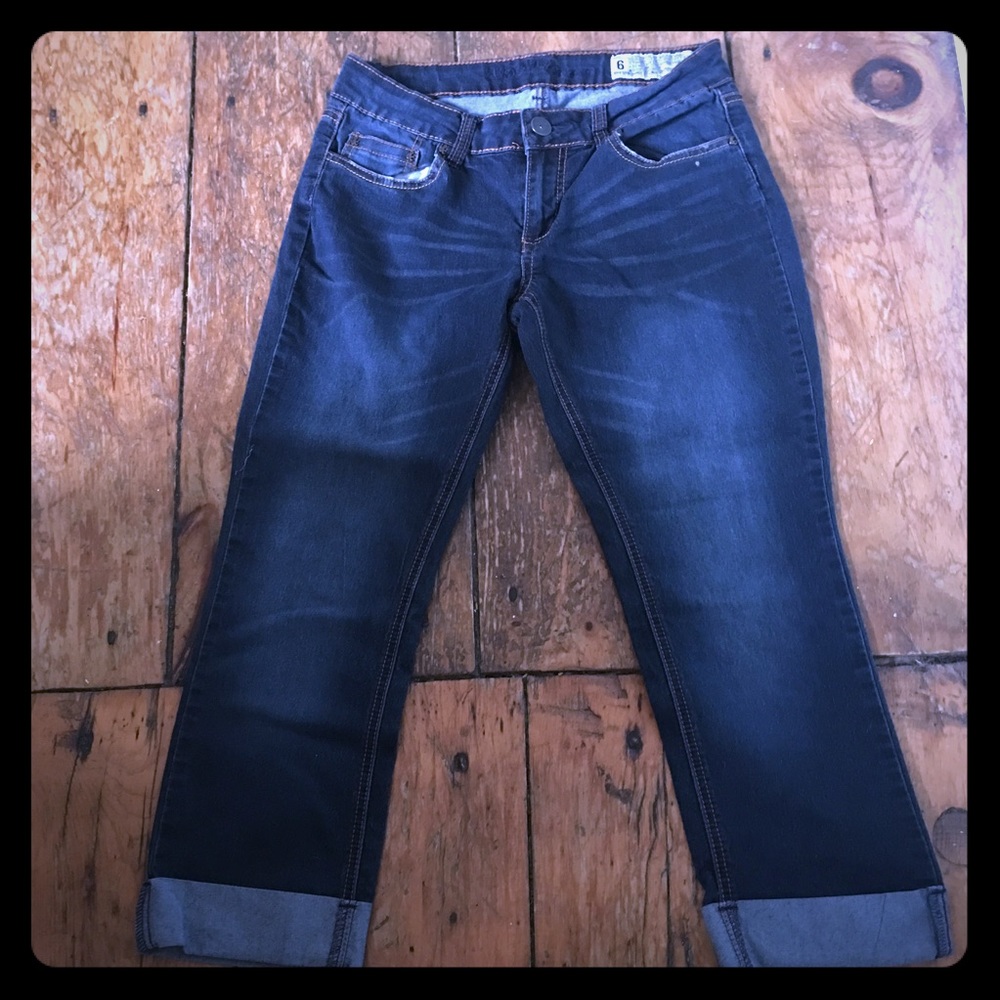 Blue denim capris.😍💕👠