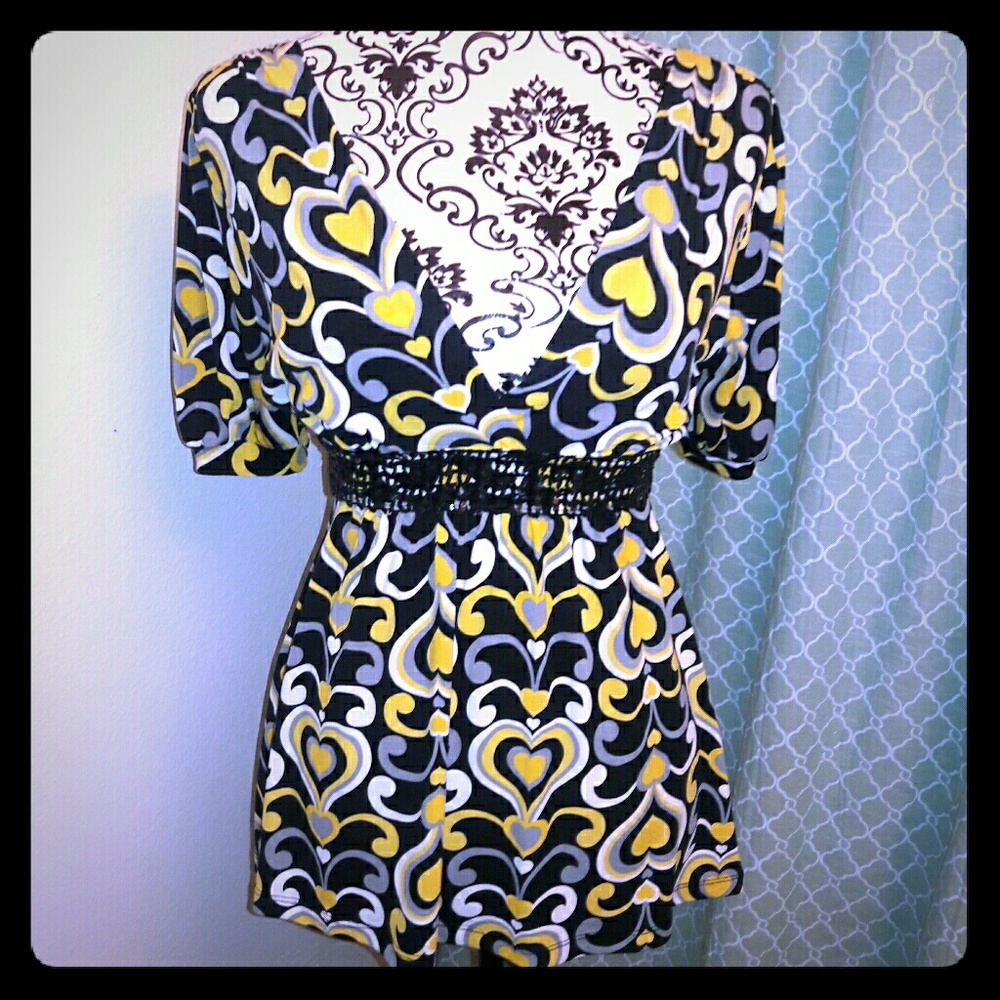 Blouse 12% polyester 8% spandex