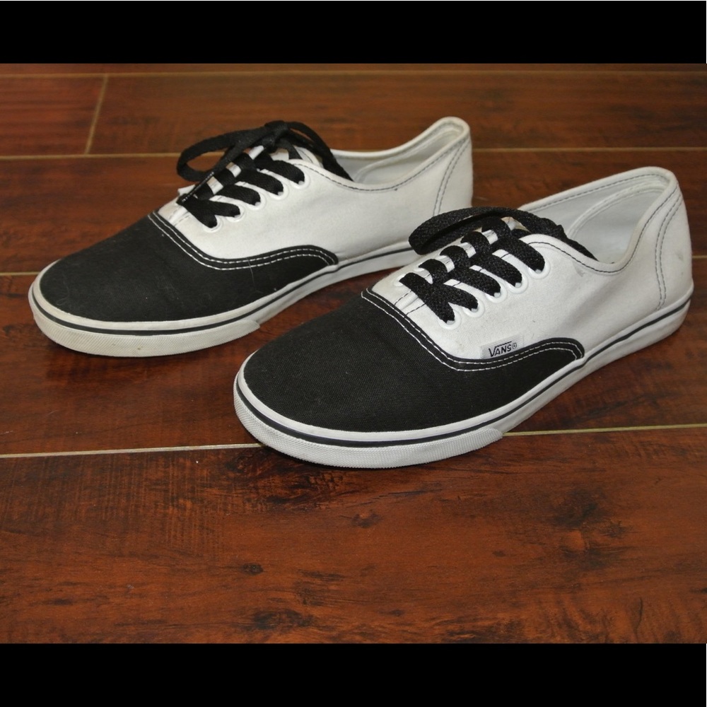 Out of Print - Brand New Vans Lo Pro Authentics