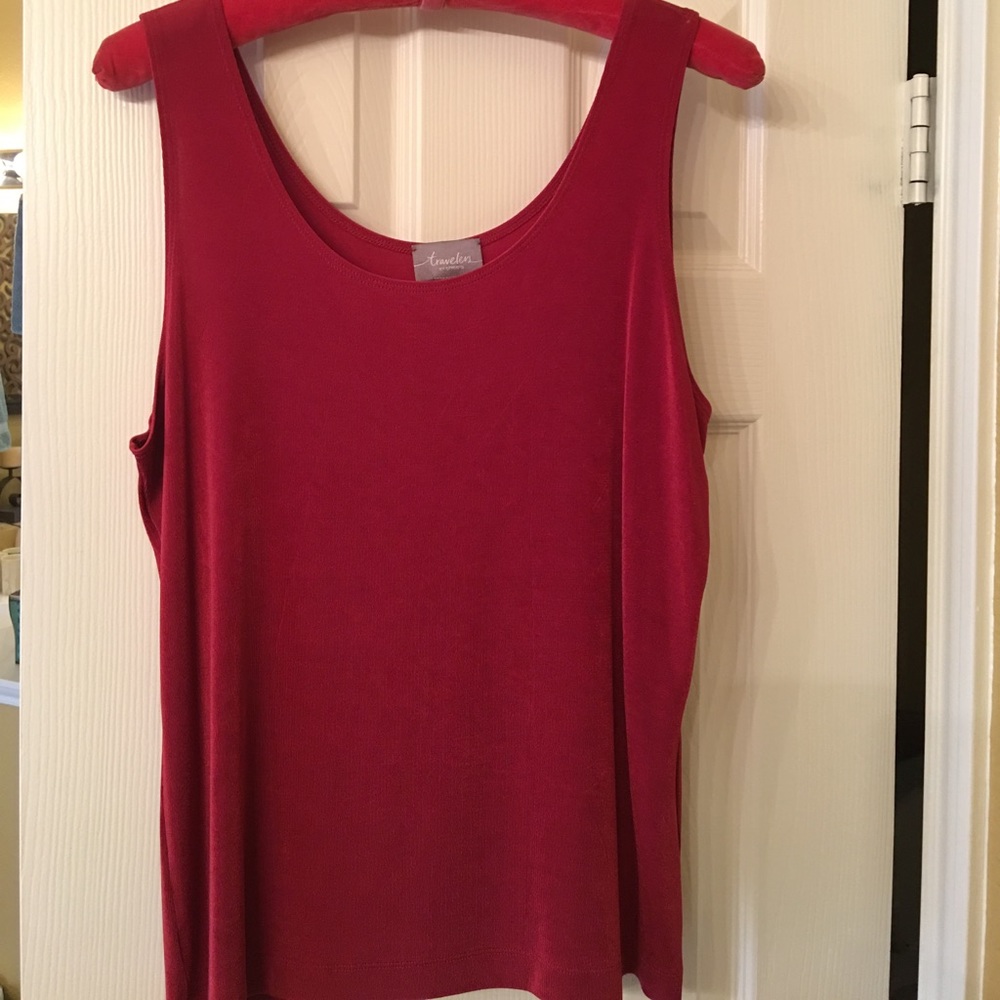 Chicos Travelers red size 2 tank top, EUC