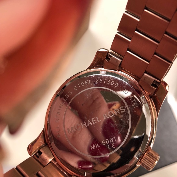 ?NWOT Rose Gold Michael Kors watch