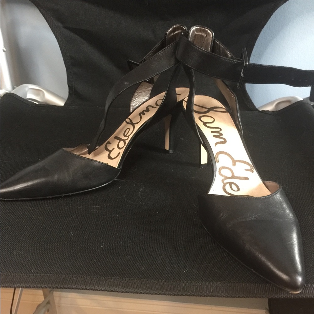 Sam Edelman low heel shoes. Size 10