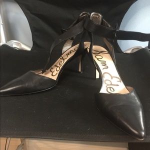 Sam Edelman low heel shoes. Size 10