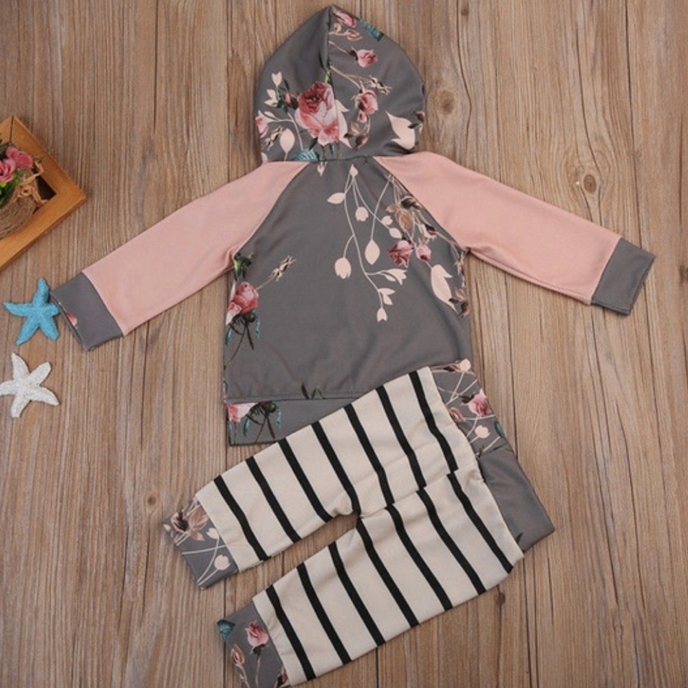 Floral and striped 2 piece set