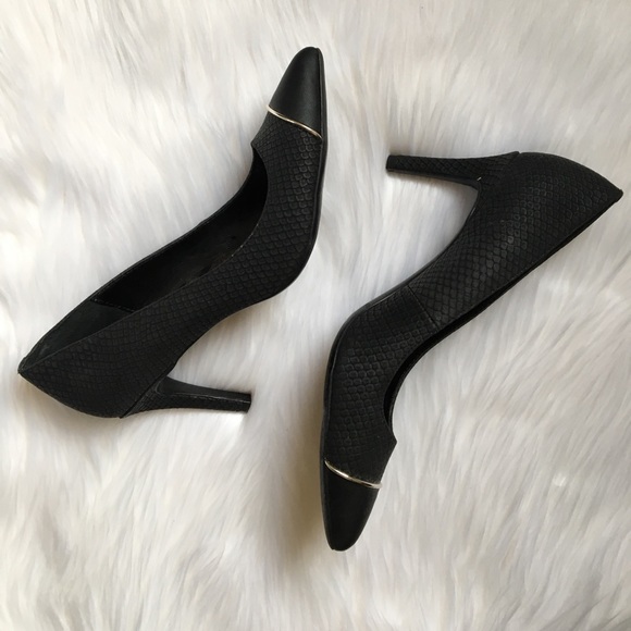 Calvin Klein Dark Navy/Black Heels - Picture 1 of 3