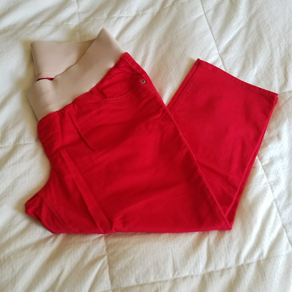 Cropped maternity pants