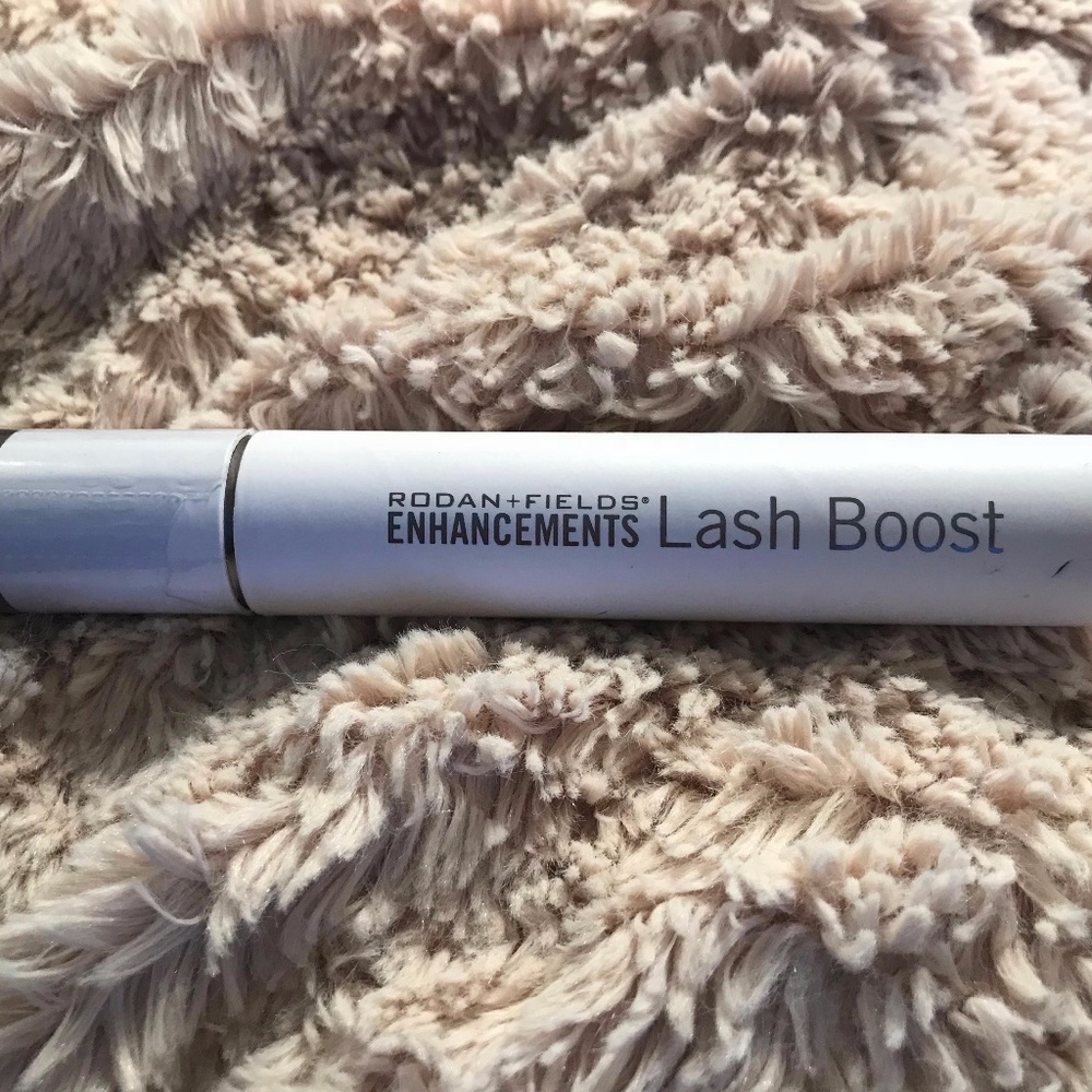Rodan & Fields Lash Boost