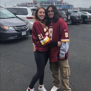 Meet your Posher, Christian