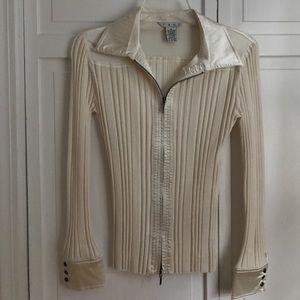CAbi ribbed, zip top. Satin collar and cuffs. M