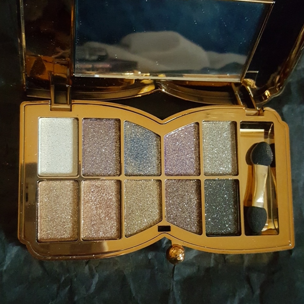 eyeshadow