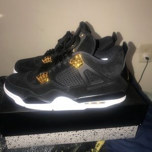 Jordan 4