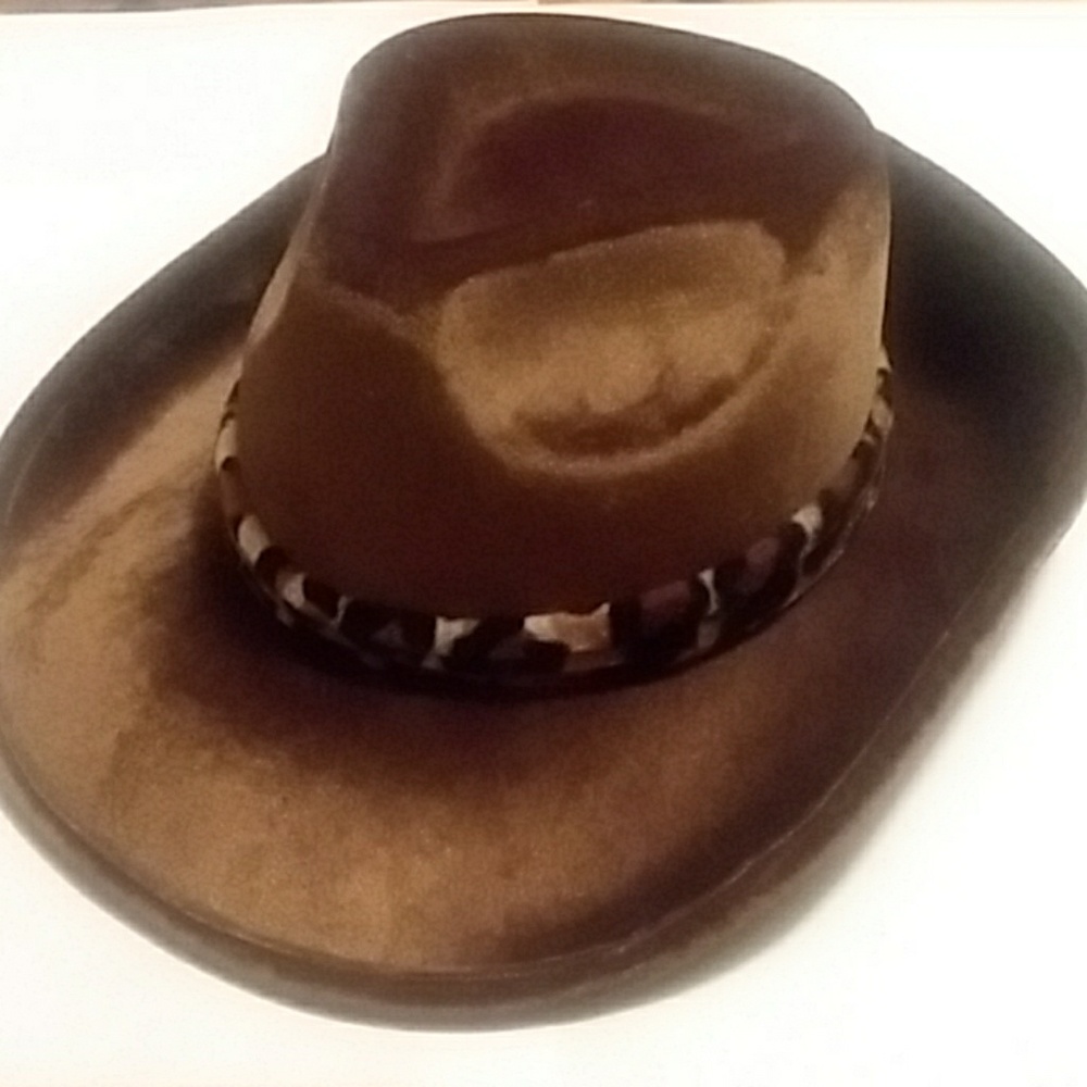Vintage Elope Classic Fashion hat ( UNISEX)