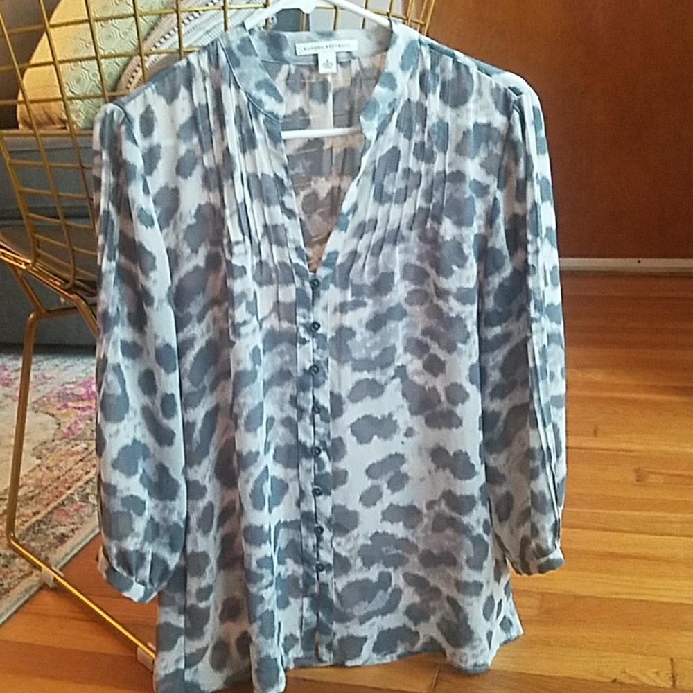 Banana Republic blouse
