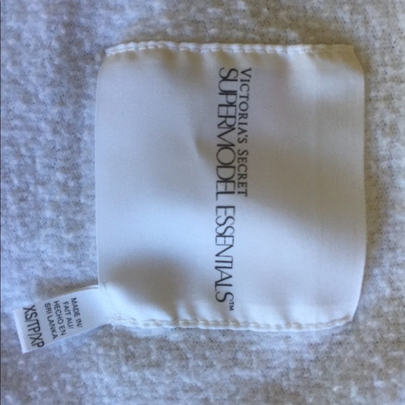 VS Supermodel Essentials sweatshirt - Picture 5 of 6