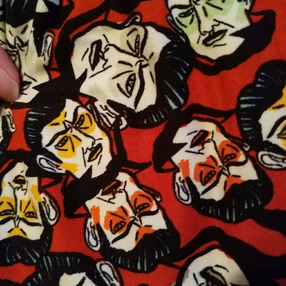 Brand new Dracula lularoe leggings