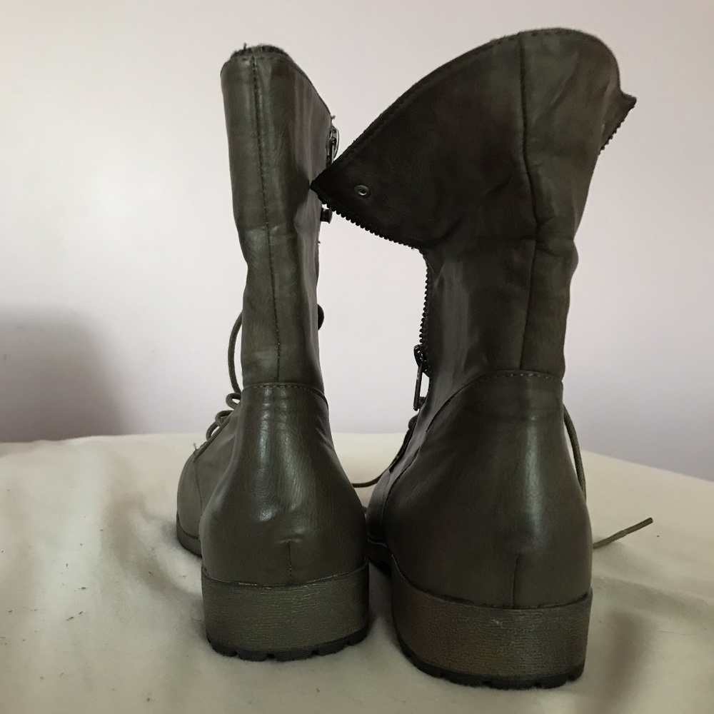 Combat boots - Picture 2 of 3