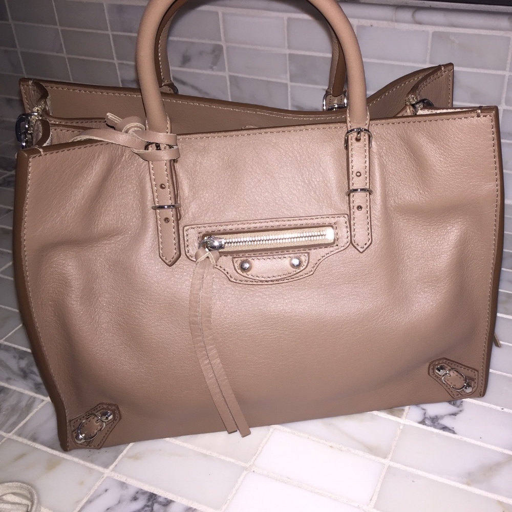 Balenciaga Beige PAPIER A6 ZIP AROUND
