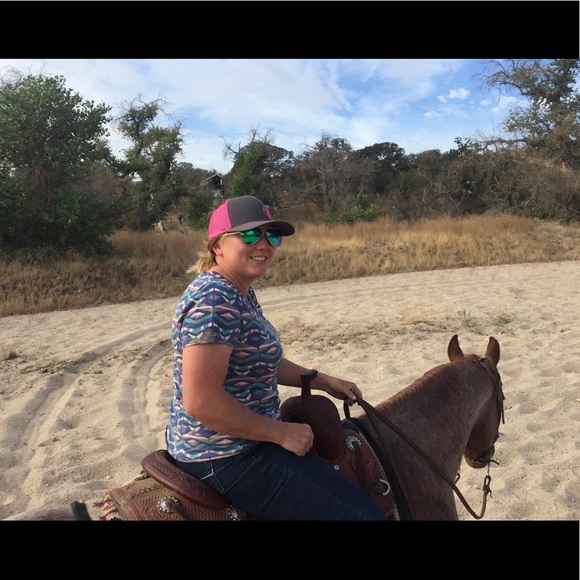 Meet your Posher, Melissa - Picture 1 of 1