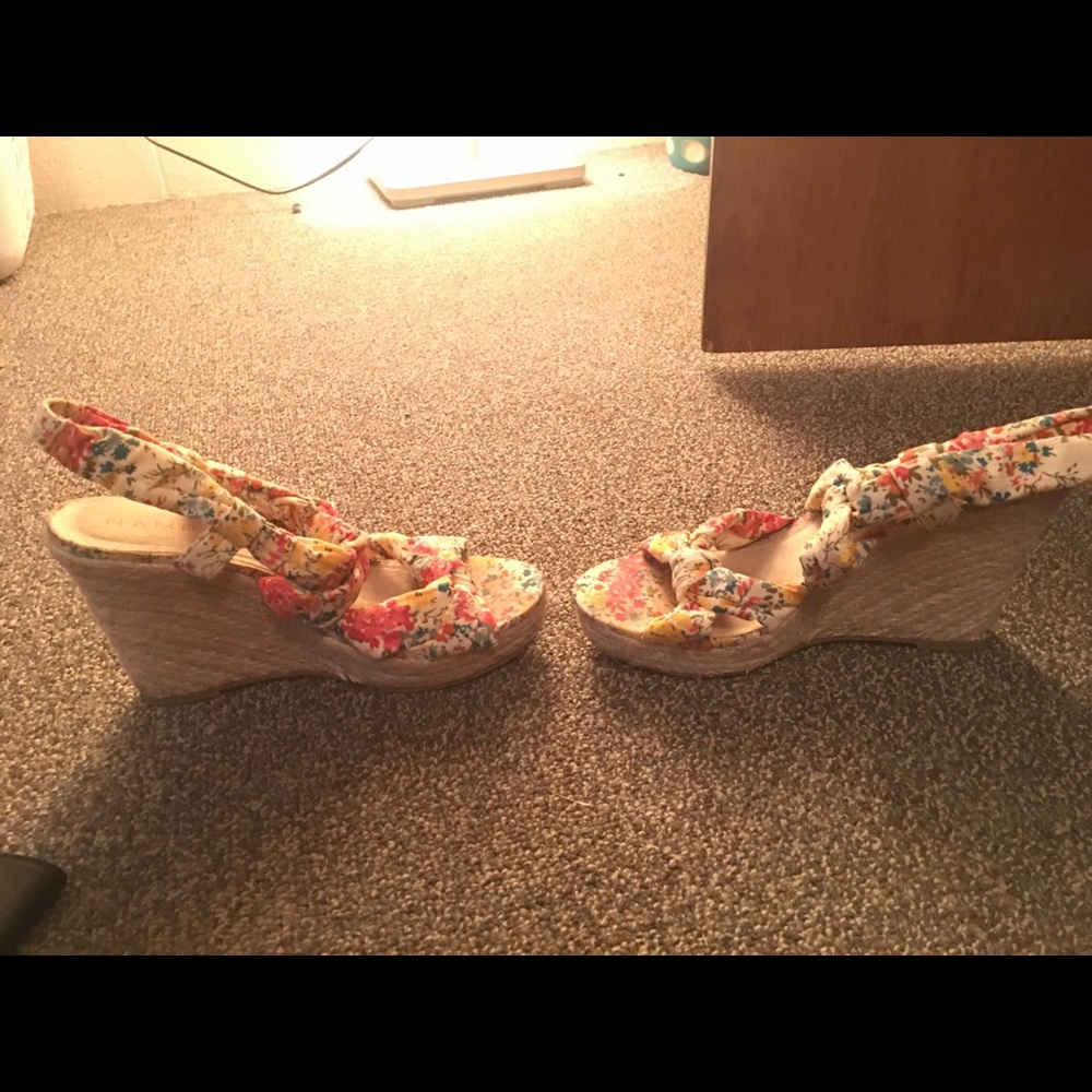 Wedges - Picture 2 of 5