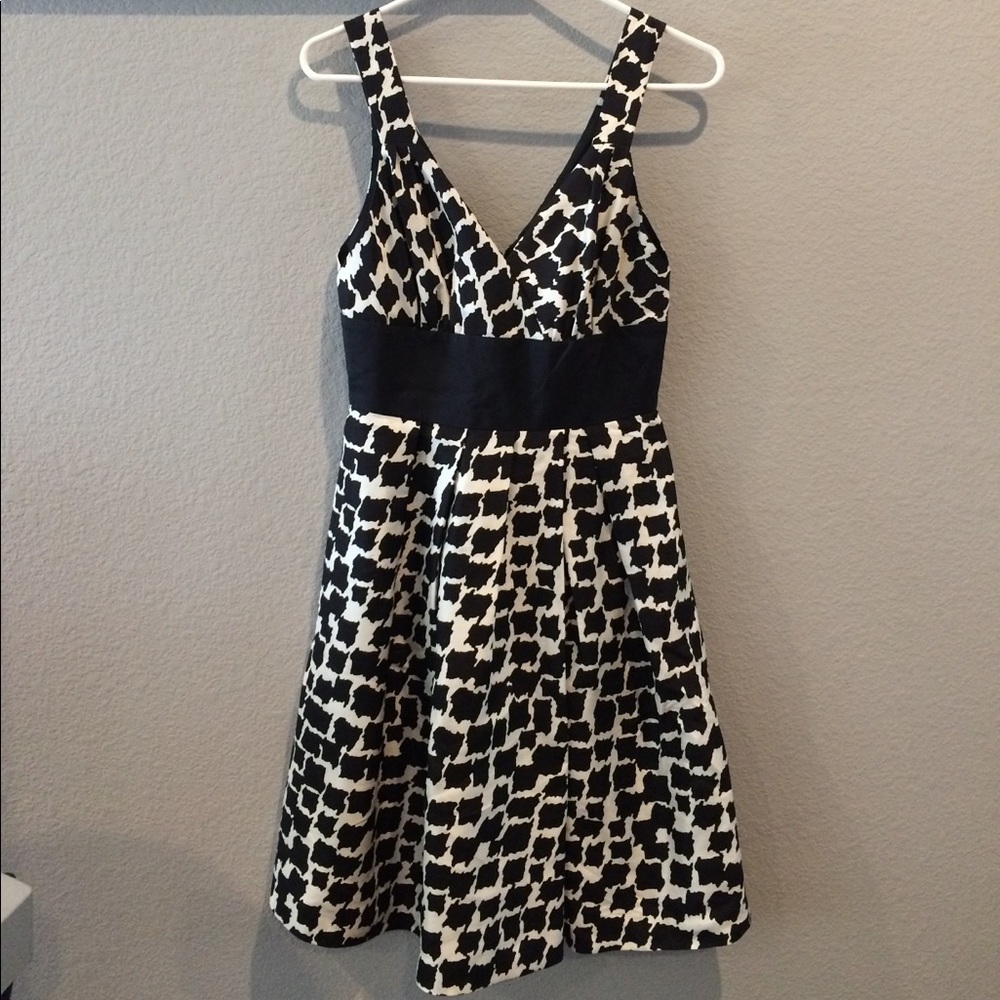 NWT White House black market dress