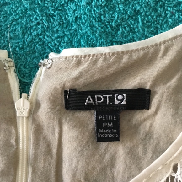 Apt. 9 sleeveless lace dress with lining - Picture 2 of 2