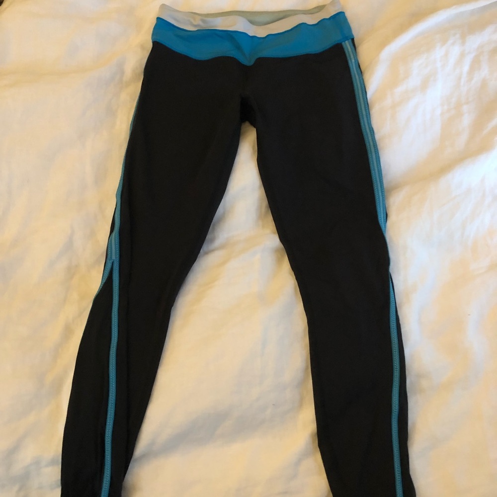 Lululemon leggings!