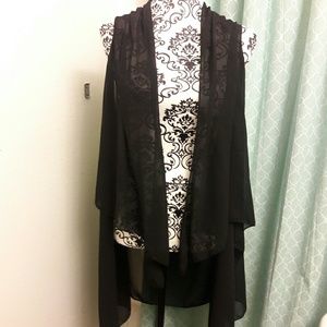 Black Shaw goes with everything