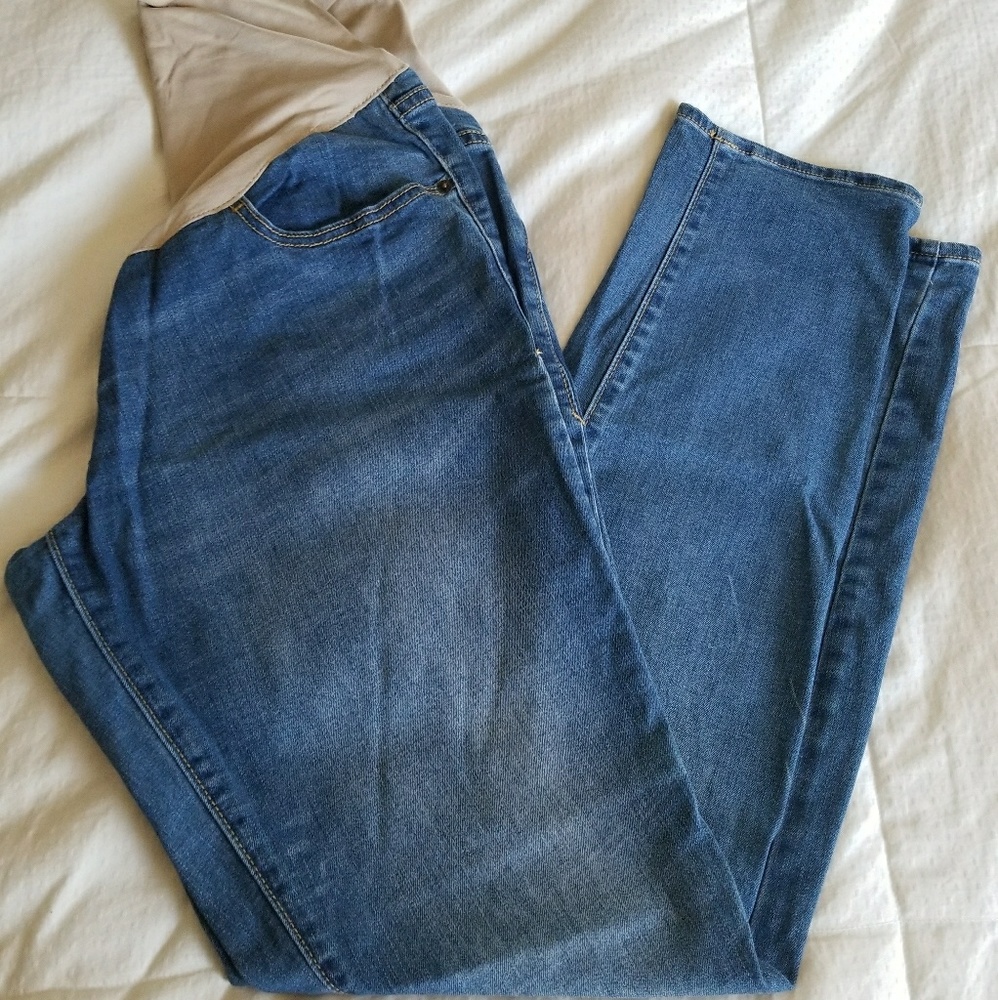 Maternity jeans