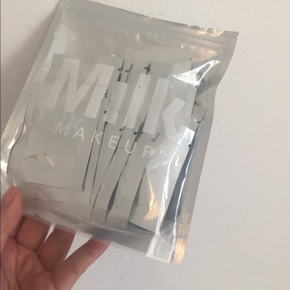 MILK MAKEUP MICELLAR WATER MAKEUP REMOVER 18 ct