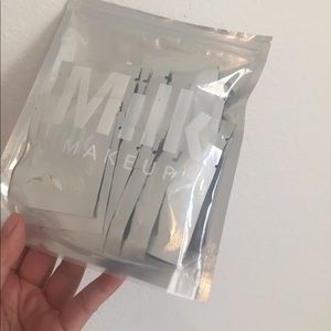 MILK MAKEUP MICELLAR WATER MAKEUP REMOVER 18 ct