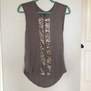 Grey sleeveless button up sequin top