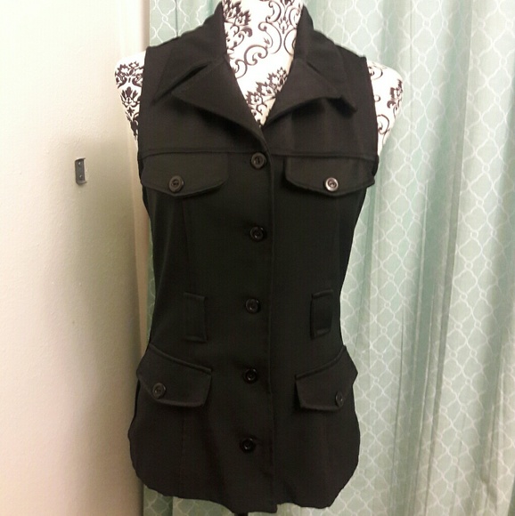 Black vest - Picture 1 of 1