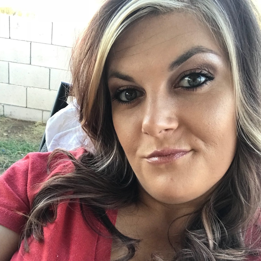 Meet your Posher, Suzanna