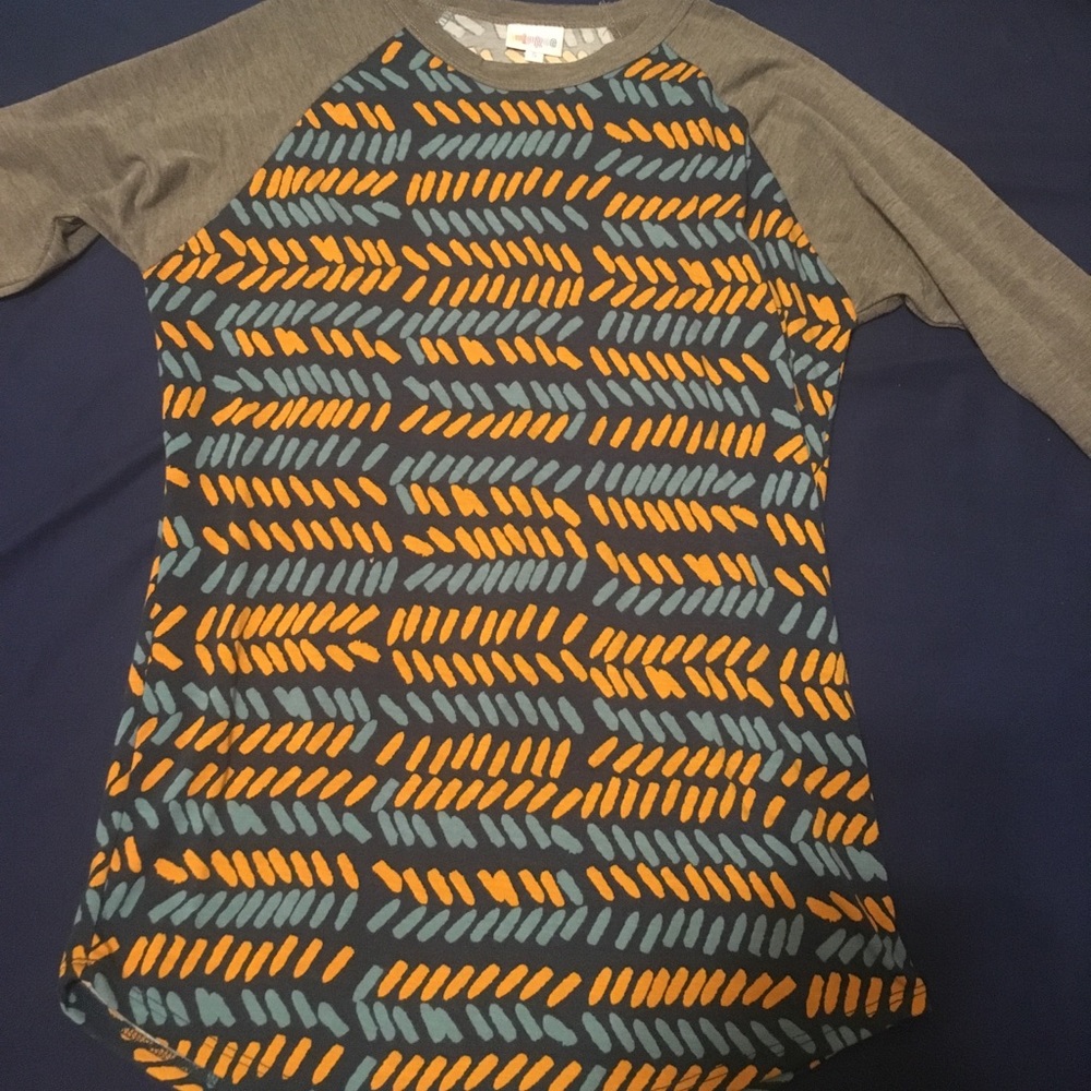LuLaRoe shirt. Quarter sleeve.