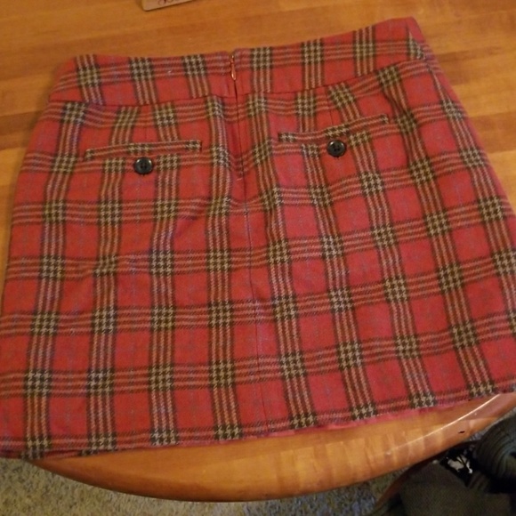 Cute pre-owned Gap Plaid wool mini - Picture 3 of 3