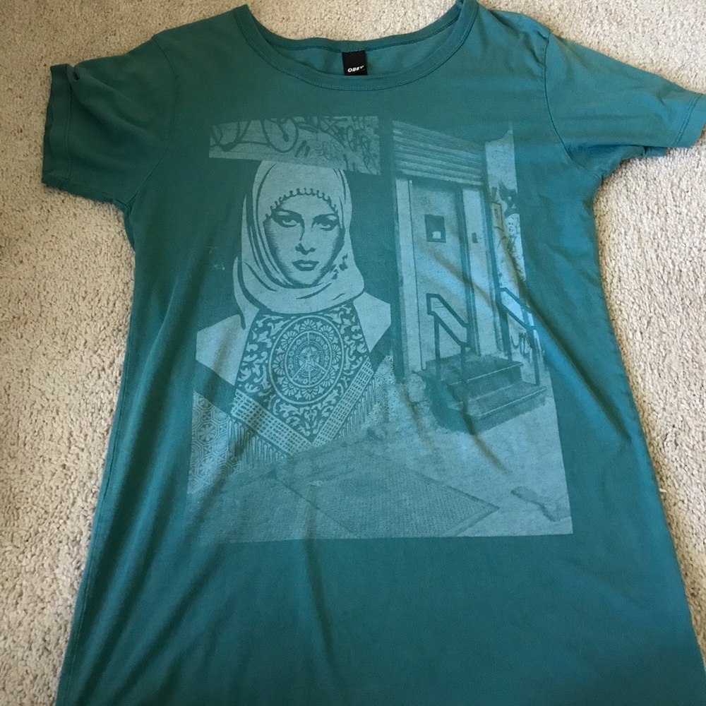 Obey woman print top