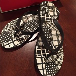 Coach flip flops
